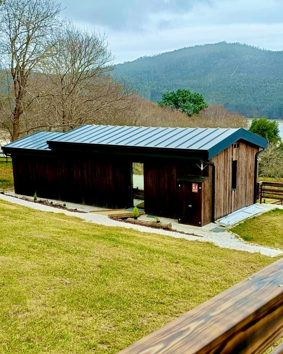 Fabricación de cabañas y bungalows en Narón